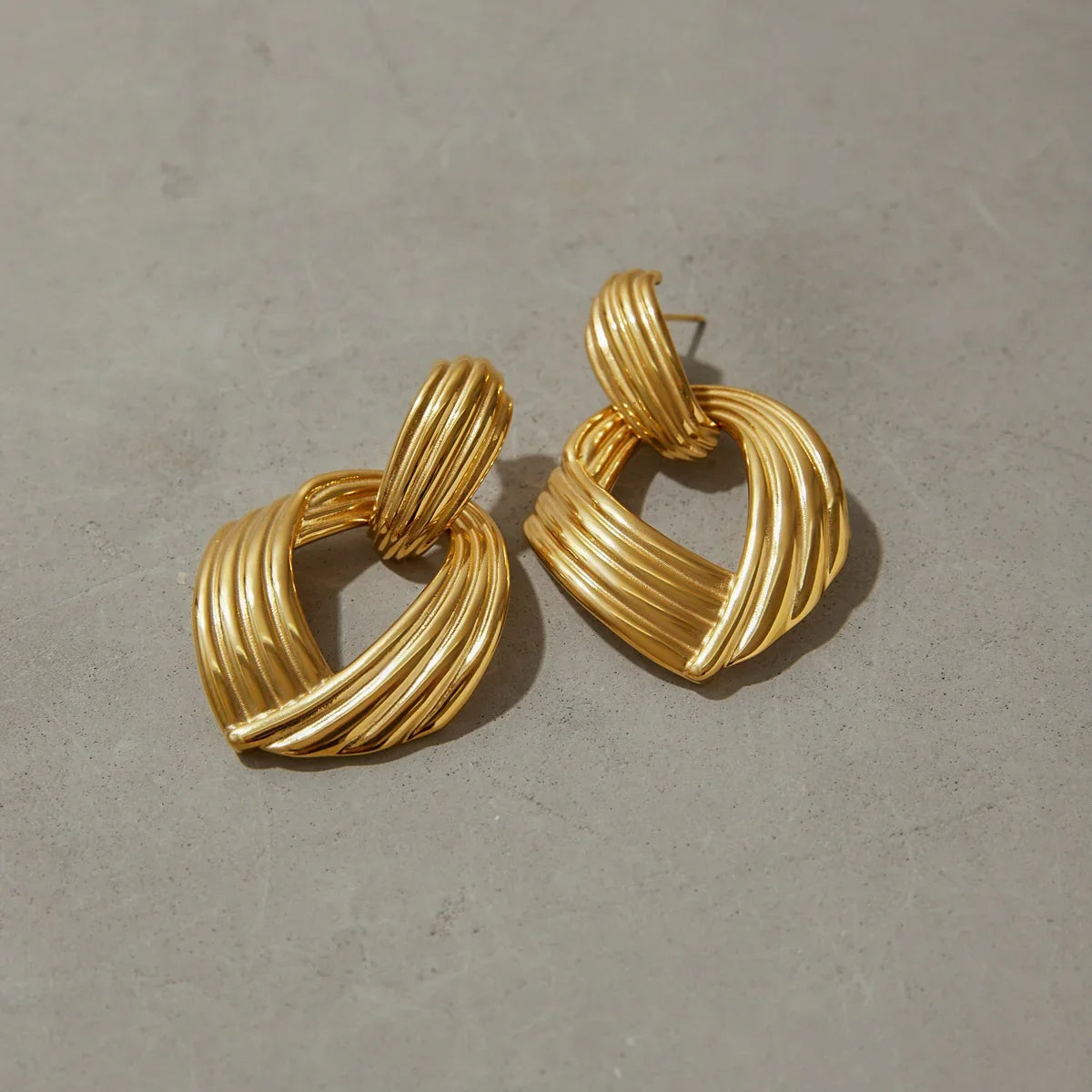 [ElanLuxe]Selma Gold Knot Earrings