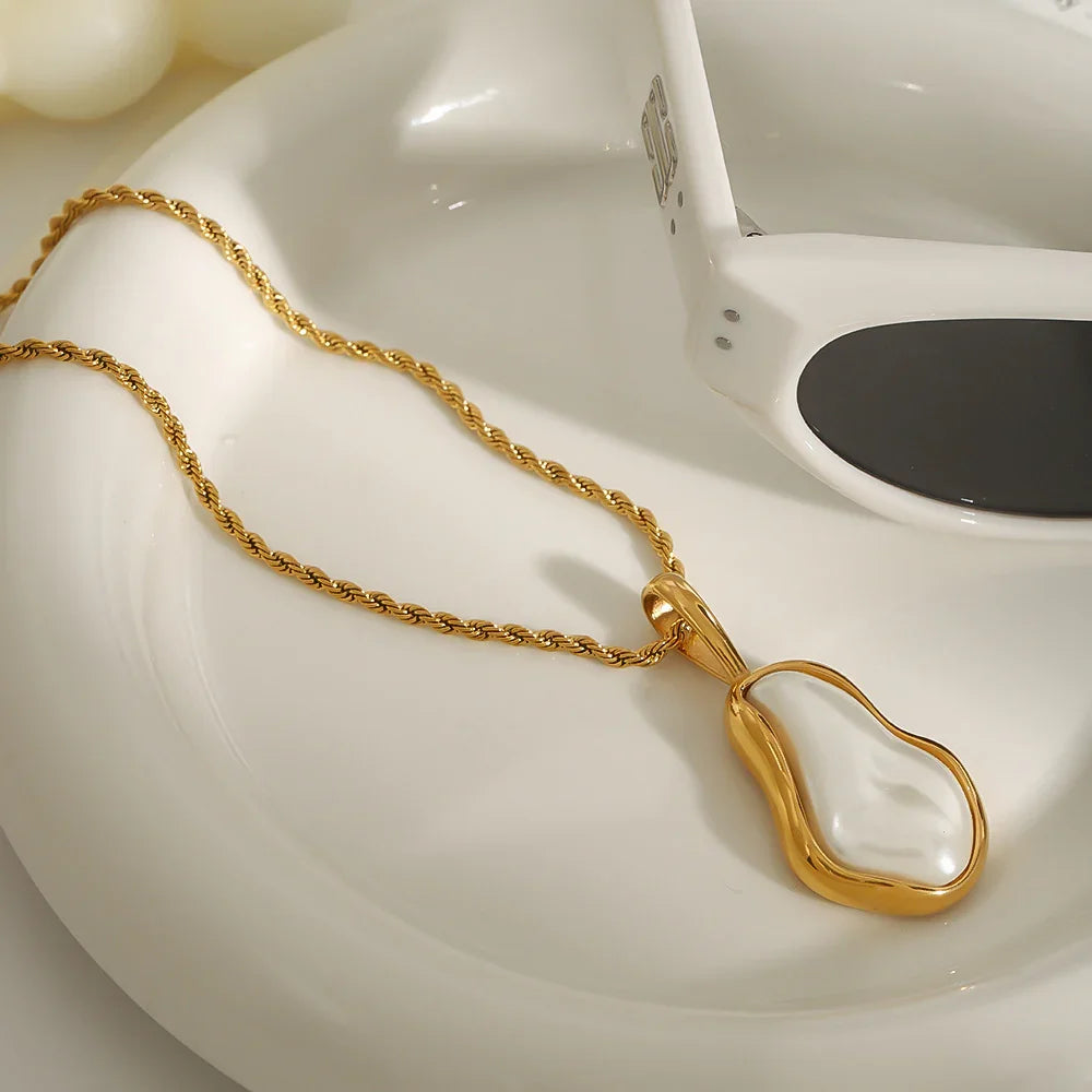 [ElanLuxe]Marjorie Freshwater Pearl Necklace