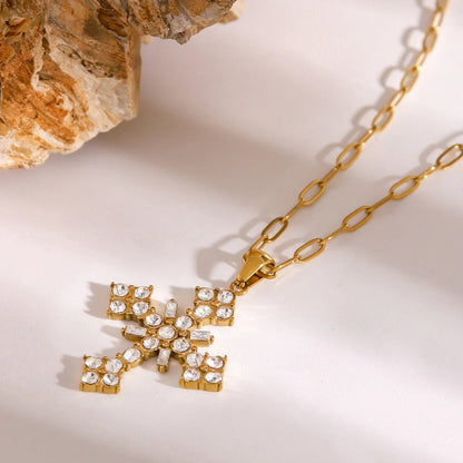 [ElanLuxe]Divina Crystal Cross Necklace