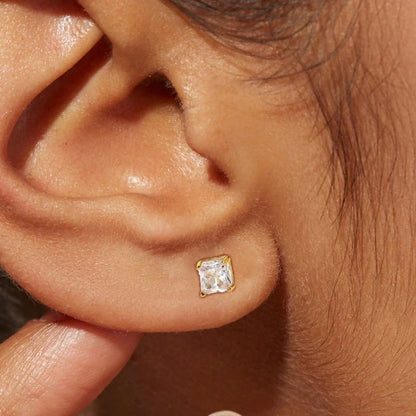 [ElanLuxe]March Solitaire Gold Earrings