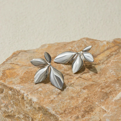 [ElanLuxe]Velle Gold Petal Earrings