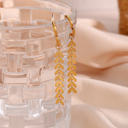 [ElanLuxe]Faith Fishtail Earrings