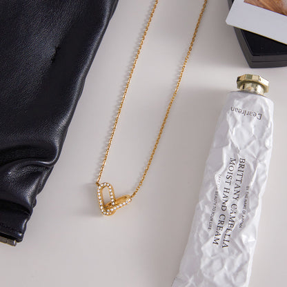 [ElanLuxe]Zoelle Interlocking Diamond Pendant