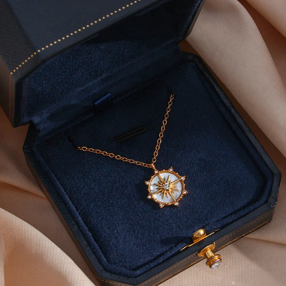 [ElanLuxe]Polaris Gold Necklace