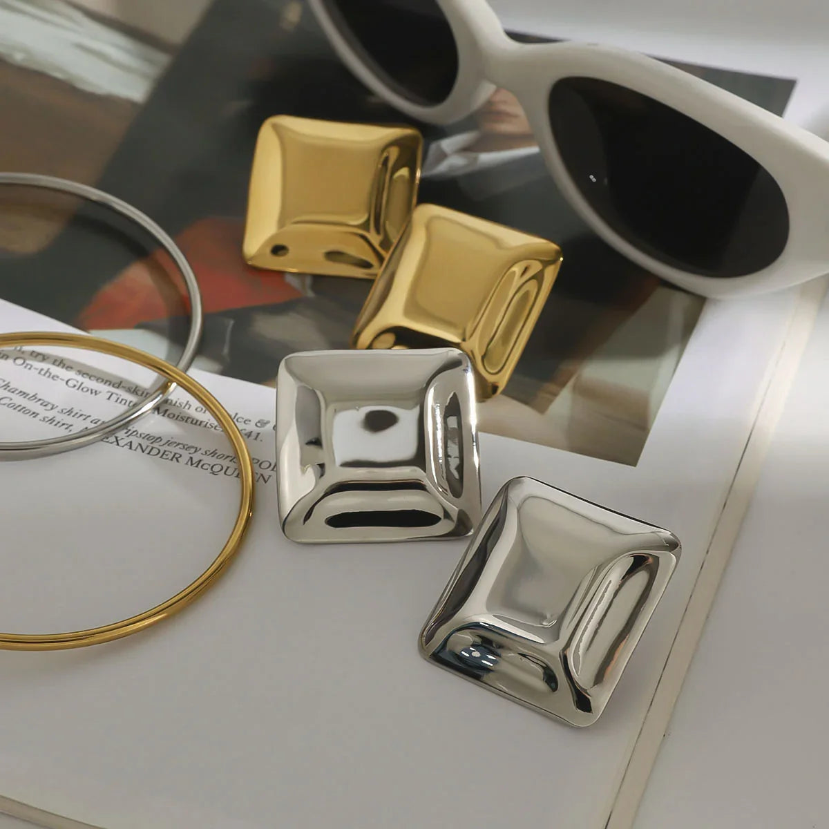 [ElanLuxe]Fischer Chunky Pillow Earrings