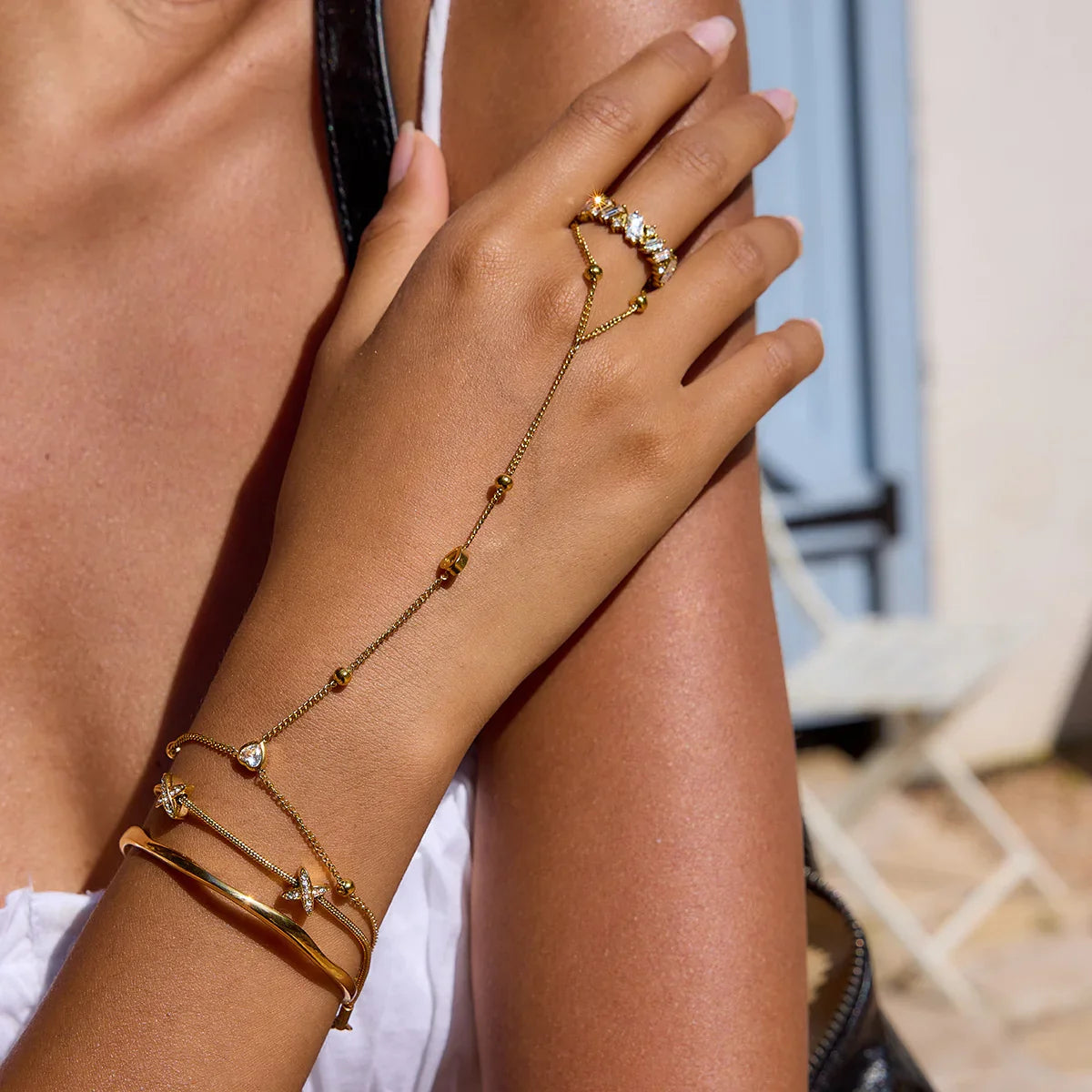 [ElanLuxe]Brienne Diamond Cross Herringbone Bracelet