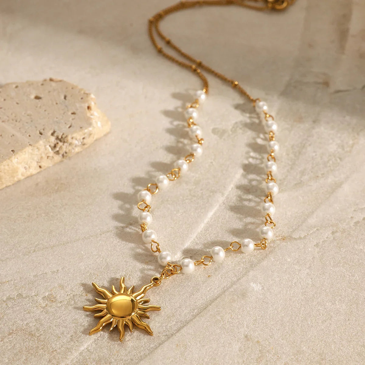 [ElanLuxe]Apollo Sun Pearl Necklace