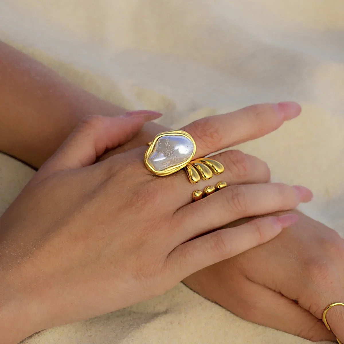 [ElanLuxe]Charis Gold Pearl Ring
