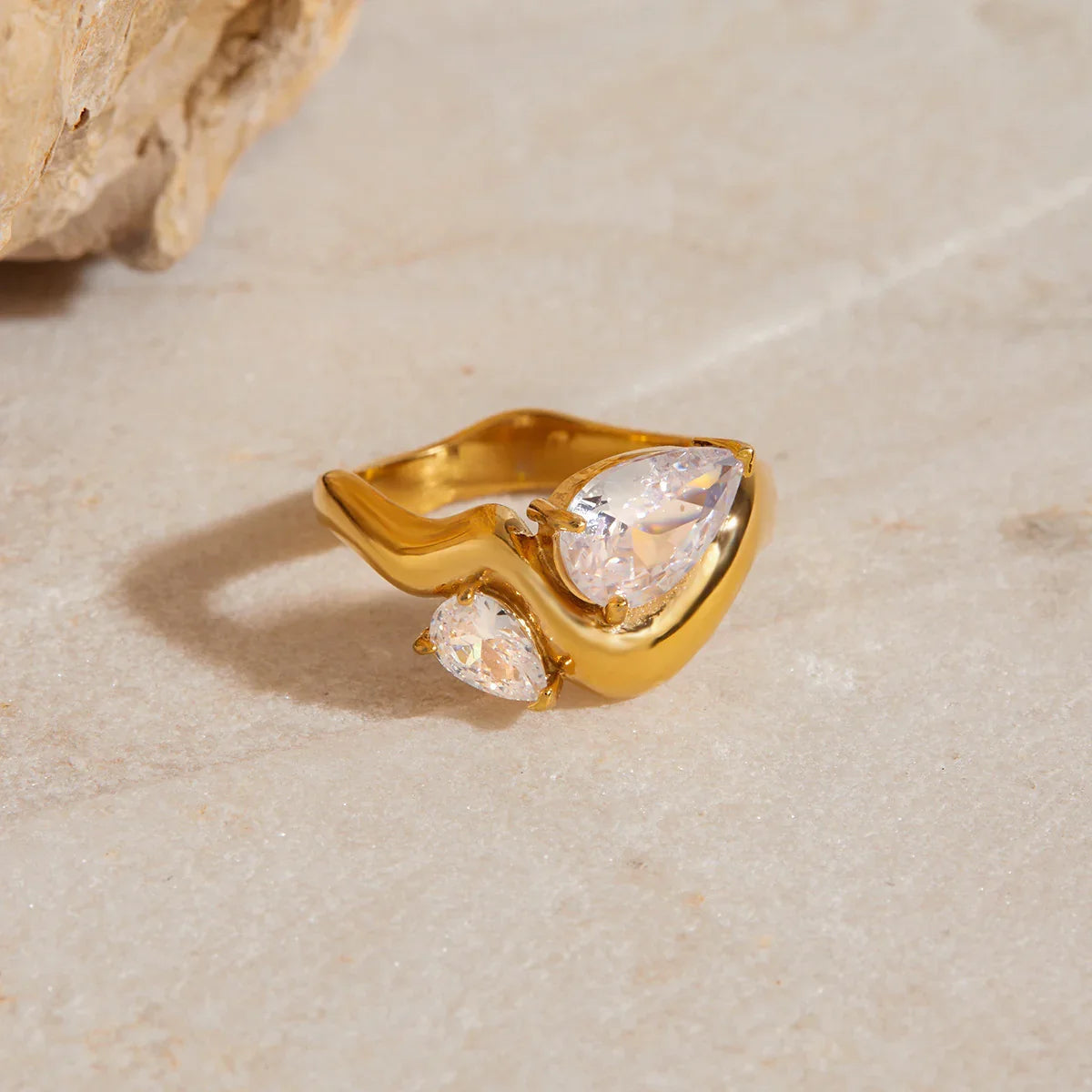 [ElanLuxe]Soletta Diamond Teardrop Gold Ring