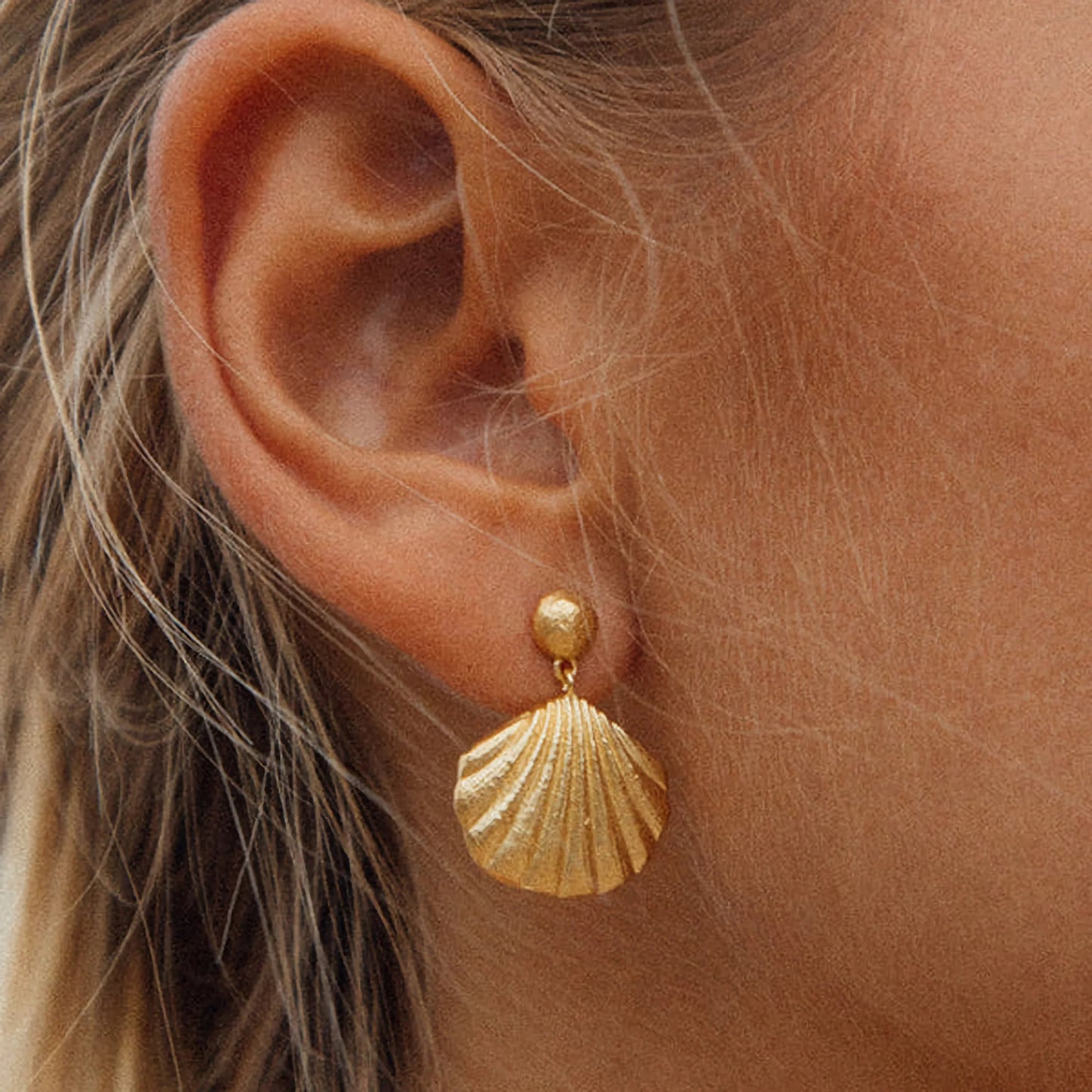 [ElanLuxe]Delianna Shell Earrings