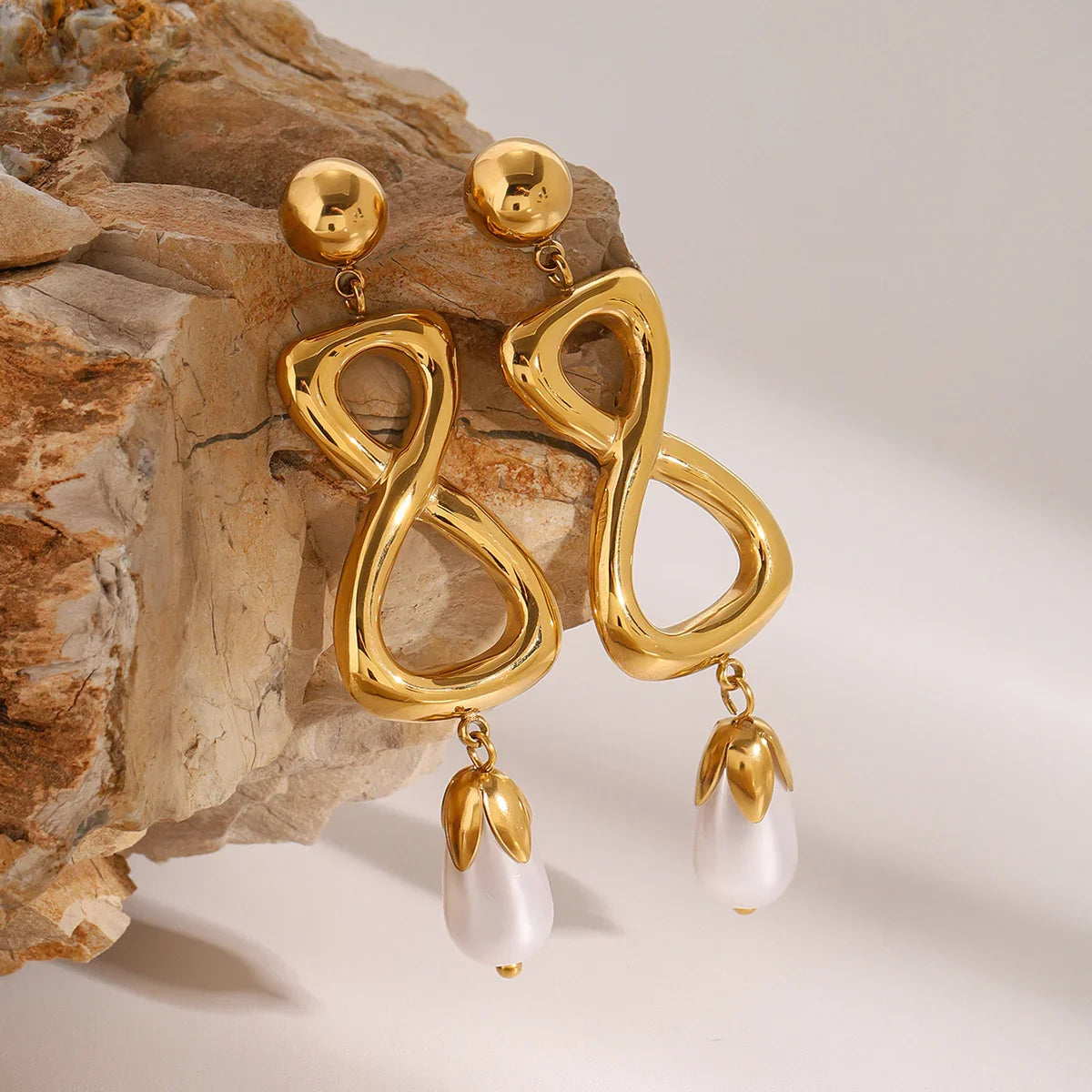 [ElanLuxe]Kaylee Freshwater Pearl Earrings