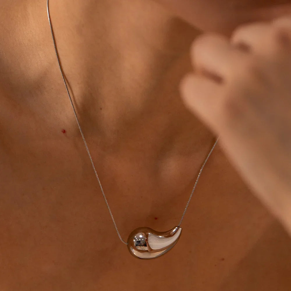 [ElanLuxe]Sandra Drop Necklace