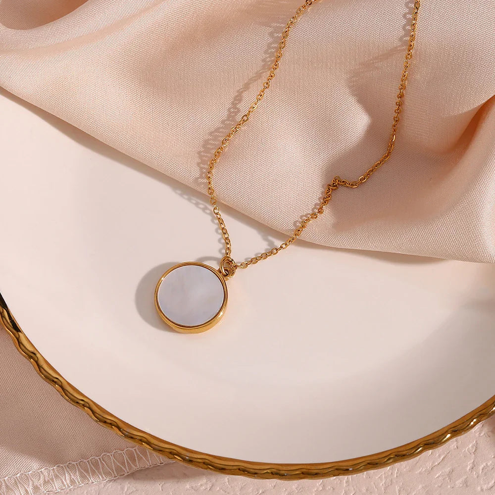 [ElanLuxe]Evangeline Lunar Gold Necklace