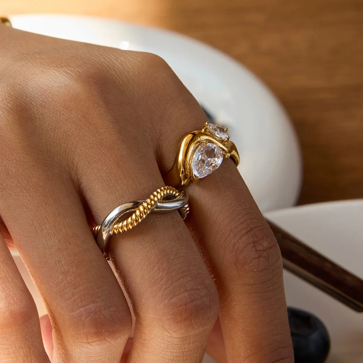 [ElanLuxe]Soletta Diamond Teardrop Gold Ring