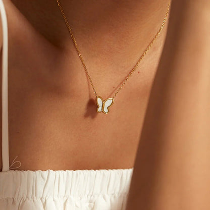 [ElanLuxe]Flutterby Mother of Pearl Necklace