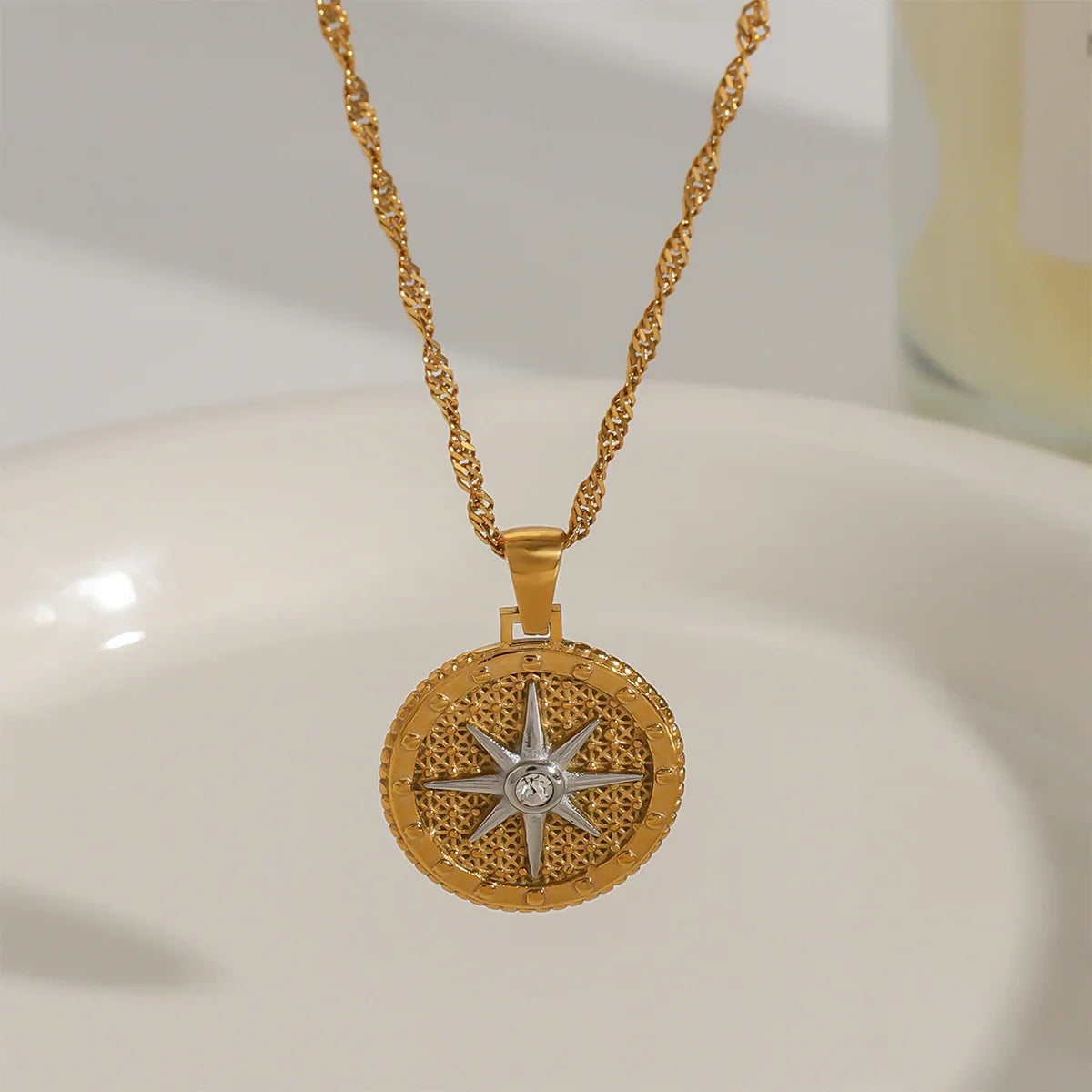 [ElanLuxe]Parker Gold Star Pendant