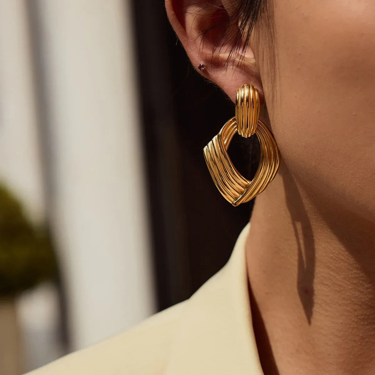 [ElanLuxe]Selma Gold Knot Earrings