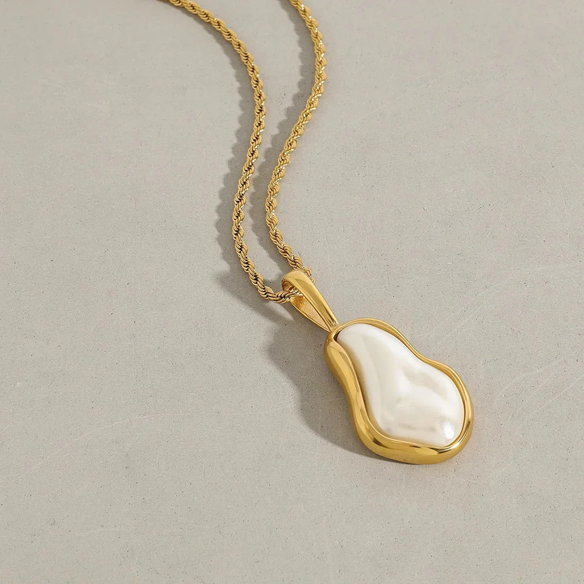 [ElanLuxe]Marjorie Freshwater Pearl Necklace