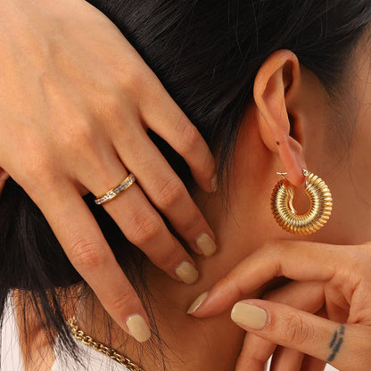 [ElanLuxe]Aubrey Textured Gold Hoops