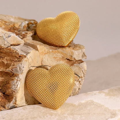 [ElanLuxe]Cecelia Textured Heart Earrings