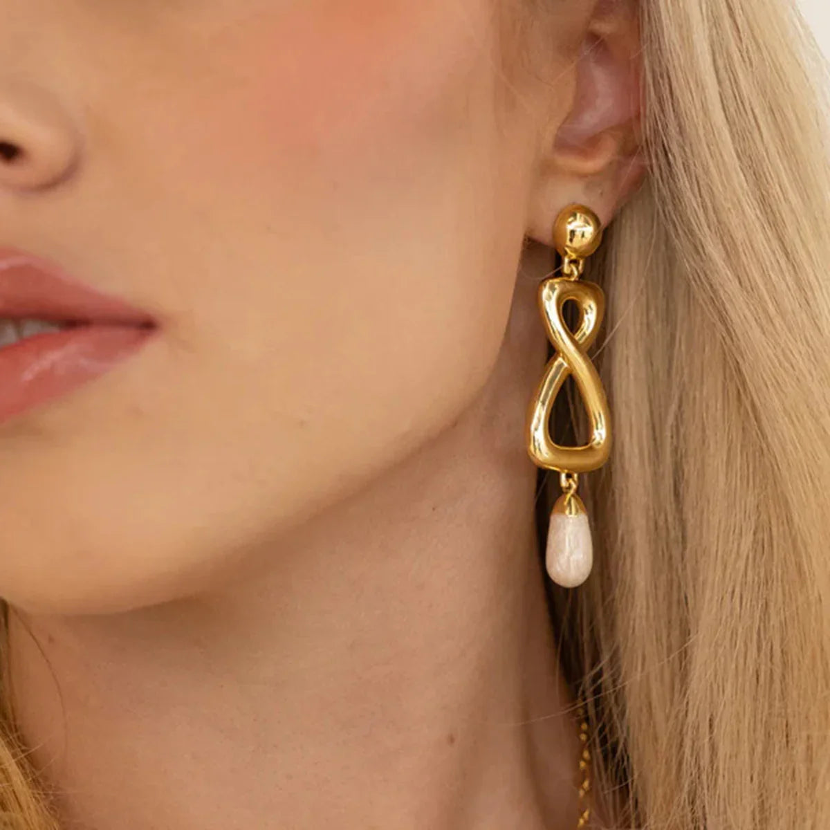 [ElanLuxe]Kaylee Freshwater Pearl Earrings