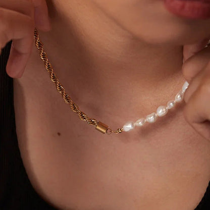 [ElanLuxe]Dualia Gold Pearl Necklace