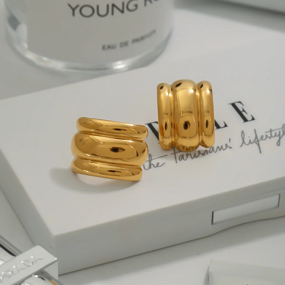 [ElanLuxe]Angela Gold Arch Earrings