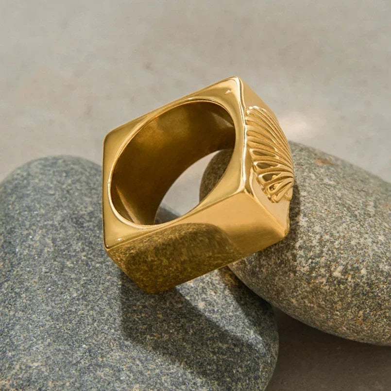 [ElanLuxe]Carlotta Geometric Shell Ring