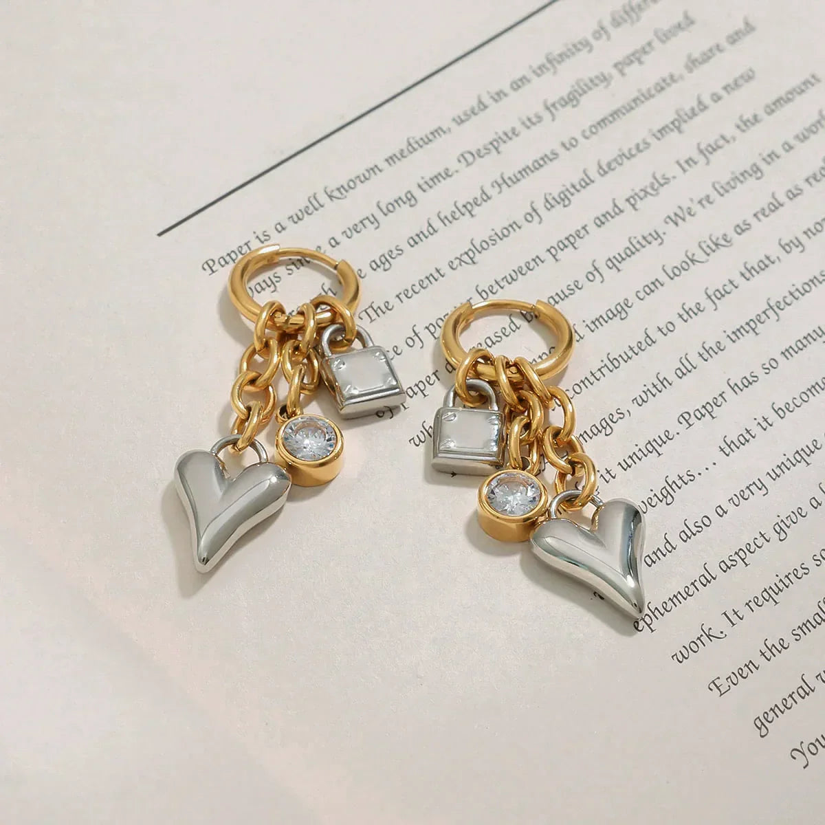 [ElanLuxe]Sarah Heart & Lock Gold Earrings
