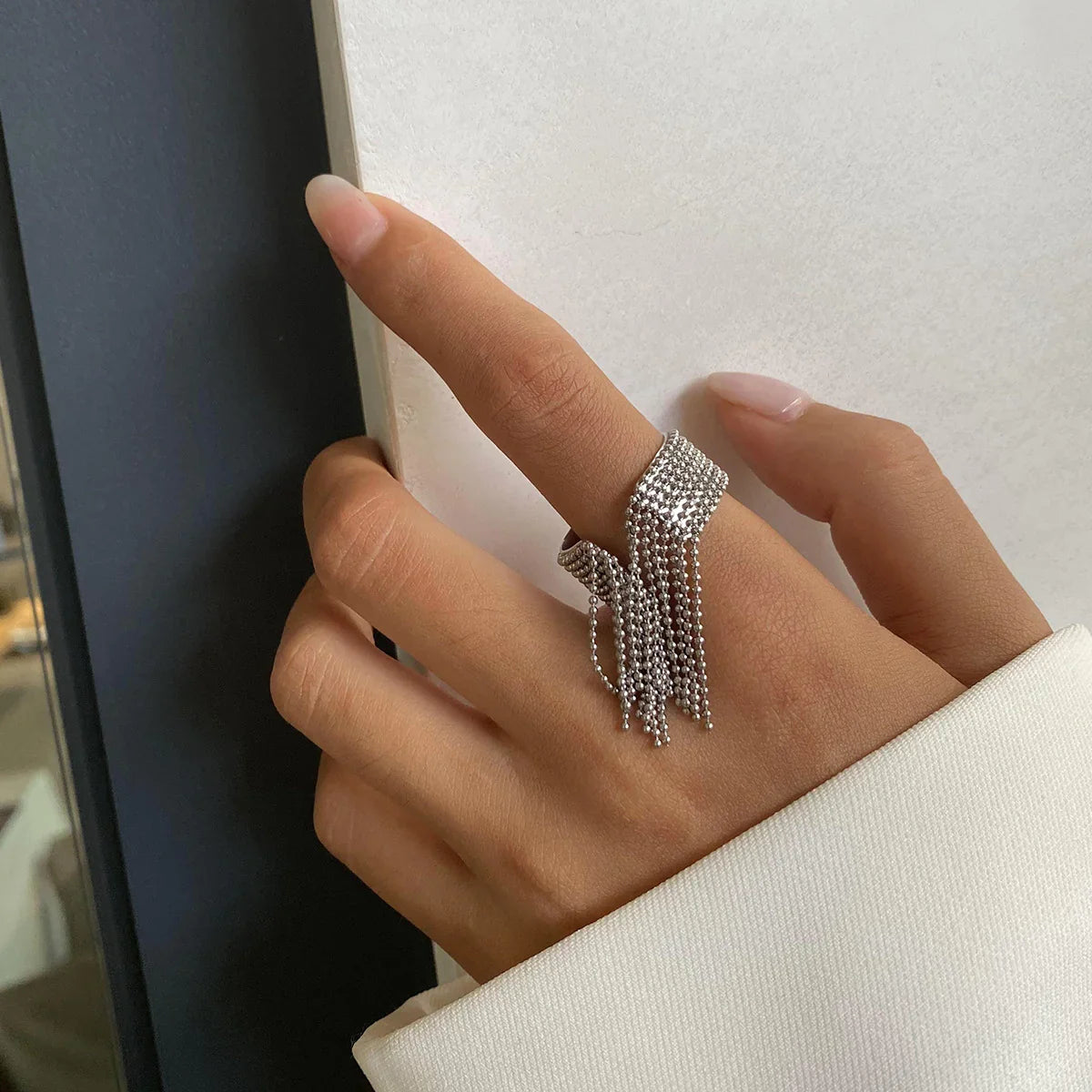 [ElanLuxe]Krystelle Gold Tassel Ring