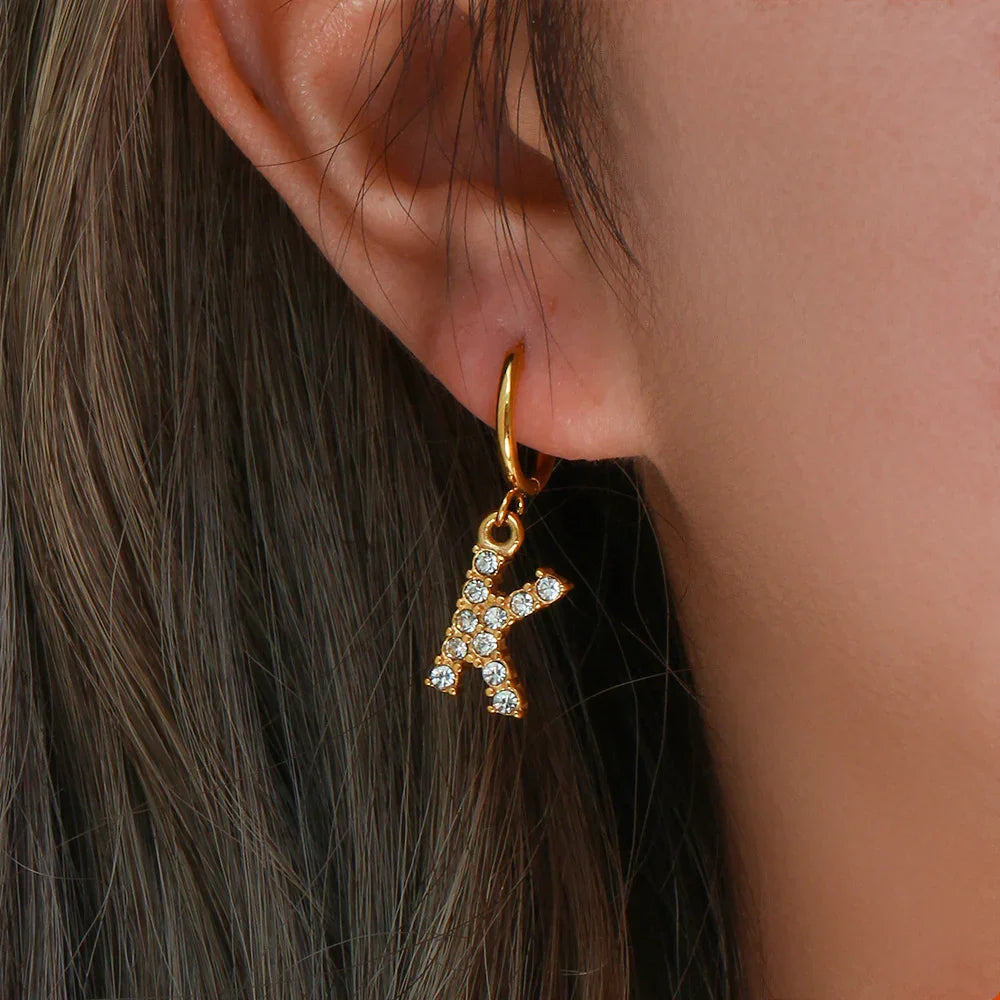 [ElanLuxe]Wilhemina Initial Letter Earrings