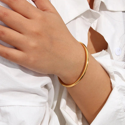 [ElanLuxe]Ara Gold Bangle