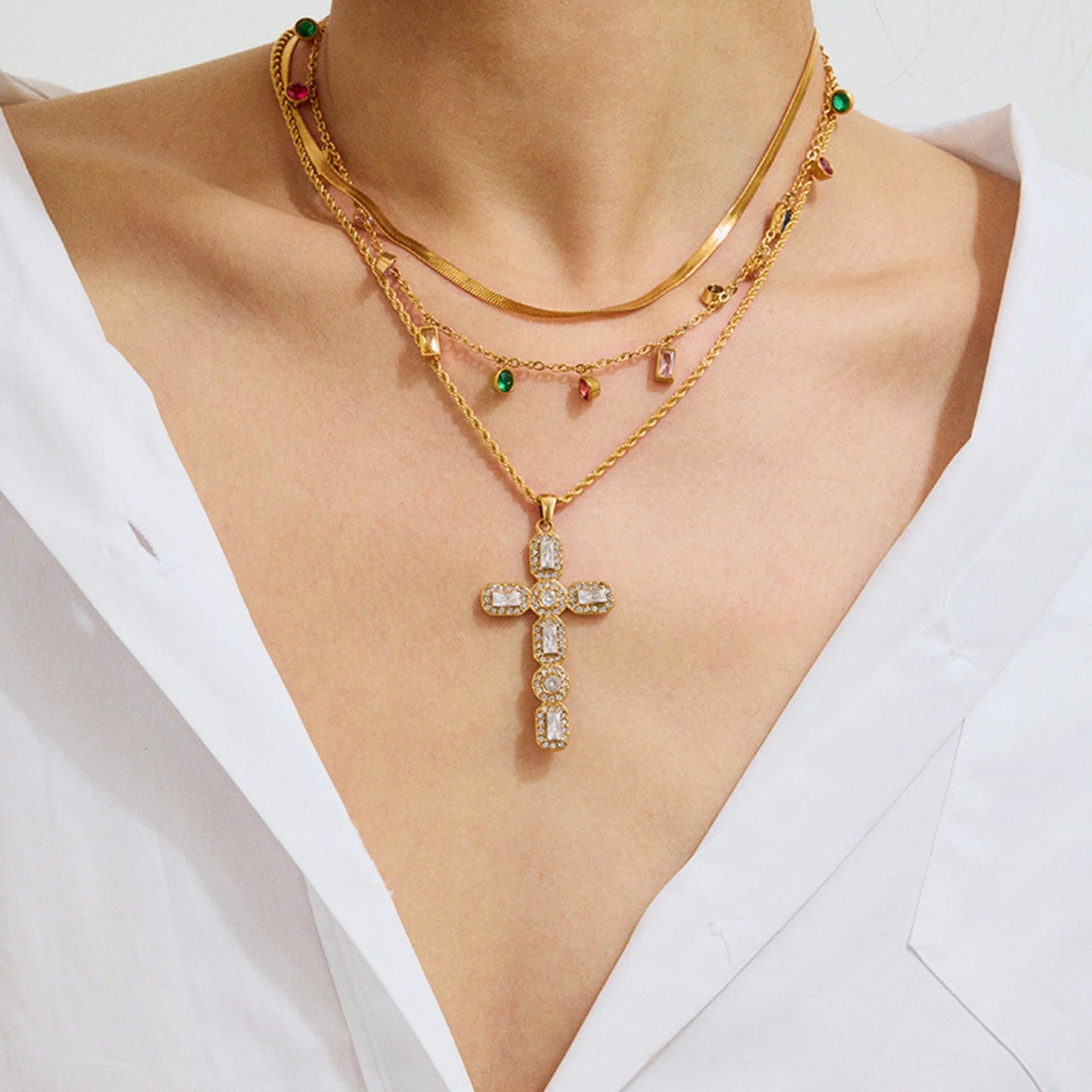 [ElanLuxe]Evangelina Diamond Cross Necklace