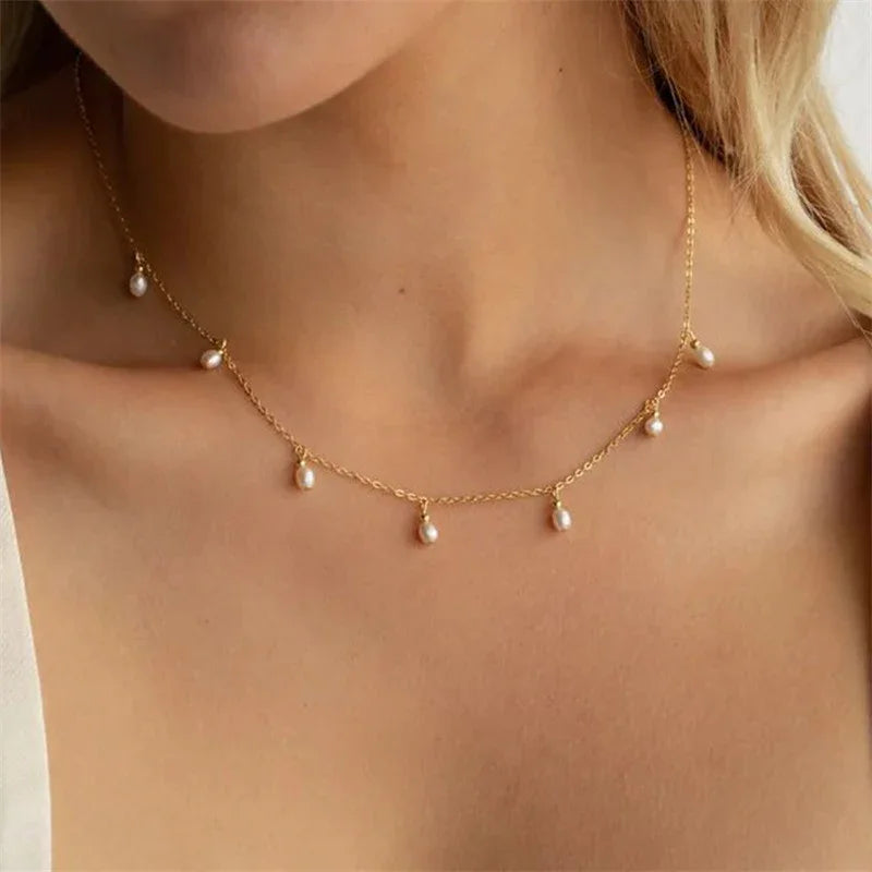 [ElanLuxe]Freeda Freshwater Pearl Necklace