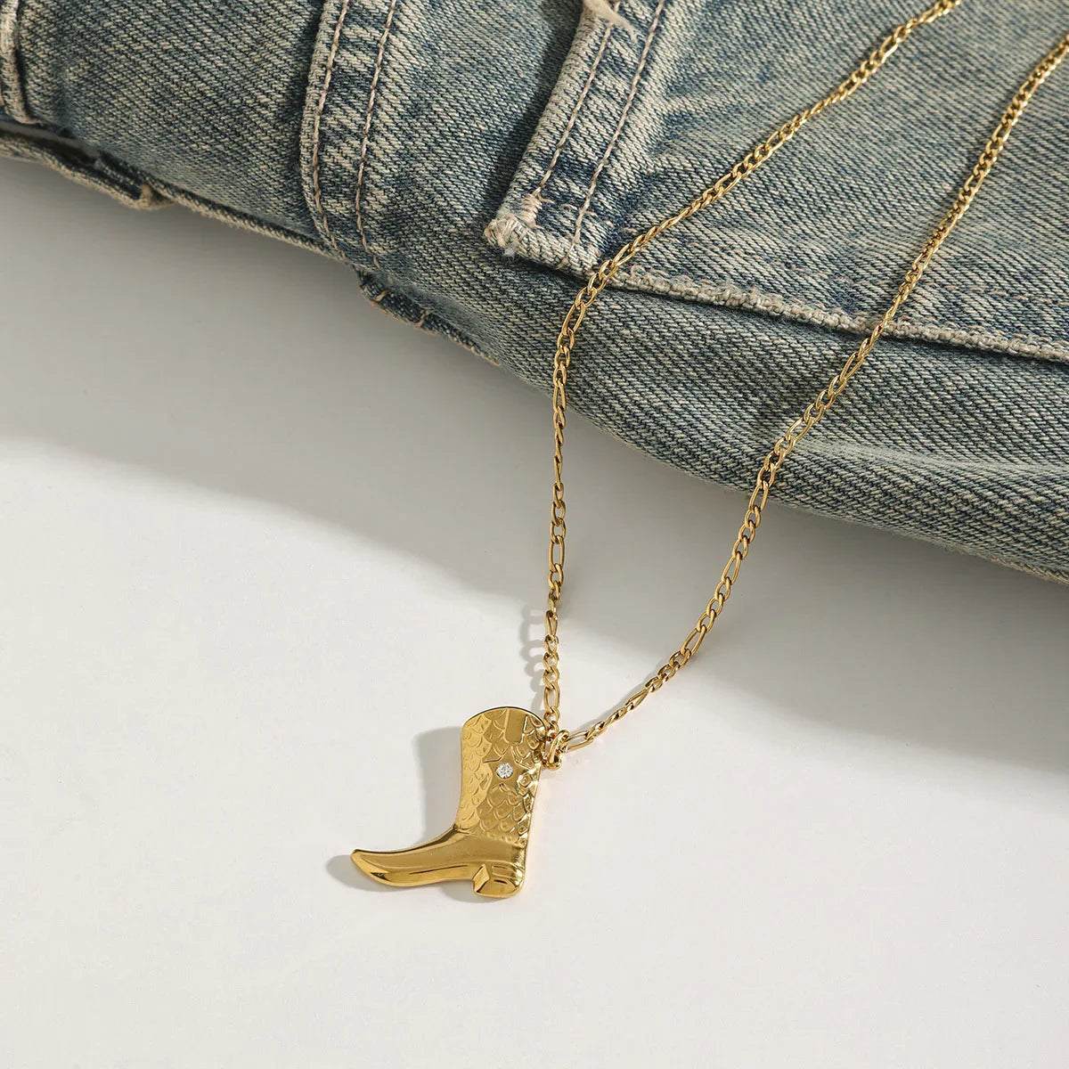 [ElanLuxe]Makayla Gold Boot Pendant