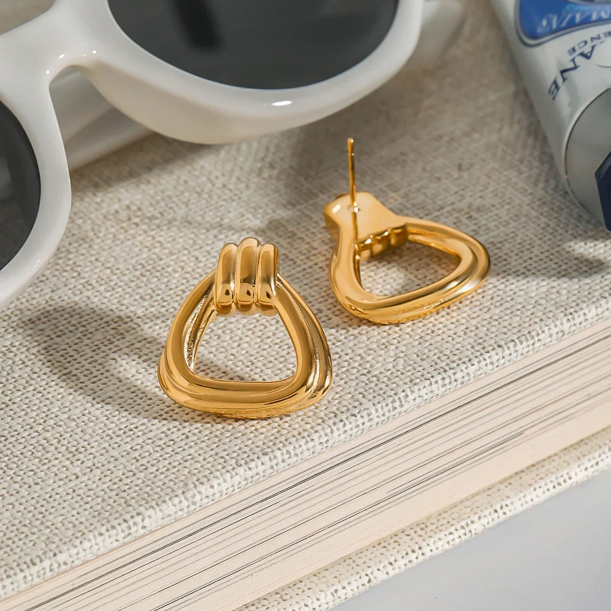 [ElanLuxe]Doris Knot Charm Gold Earrings