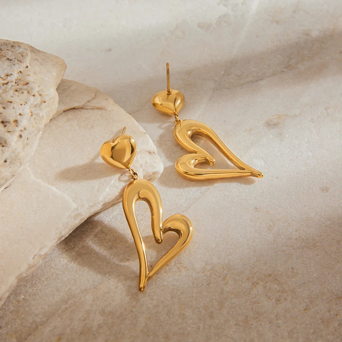 [ElanLuxe]Venus Gold Heart Earrings
