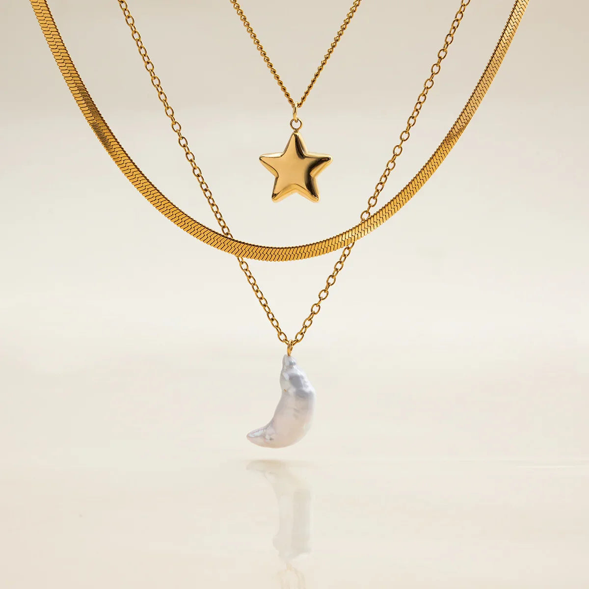 [ElanLuxe]Cirra Sun & Moon Layered Gold Necklace