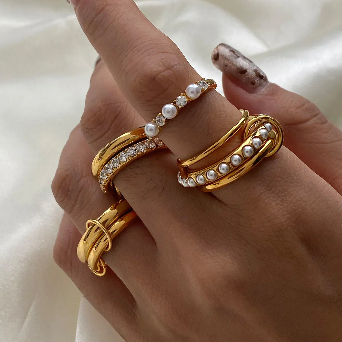 [ElanLuxe]Mikayla Stacked Freshwater Pearl Ring