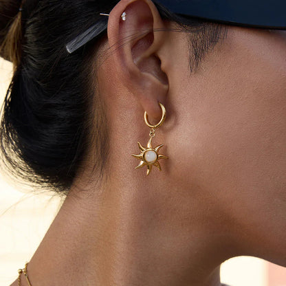 [ElanLuxe]Helia Sun-shaped Moonstone Earrings