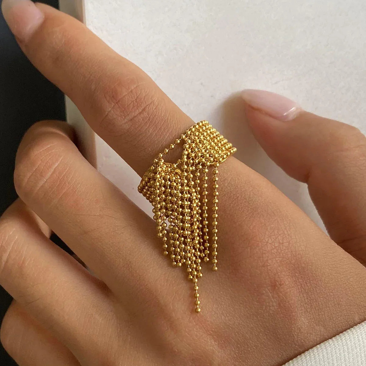 [ElanLuxe]Krystelle Gold Tassel Ring