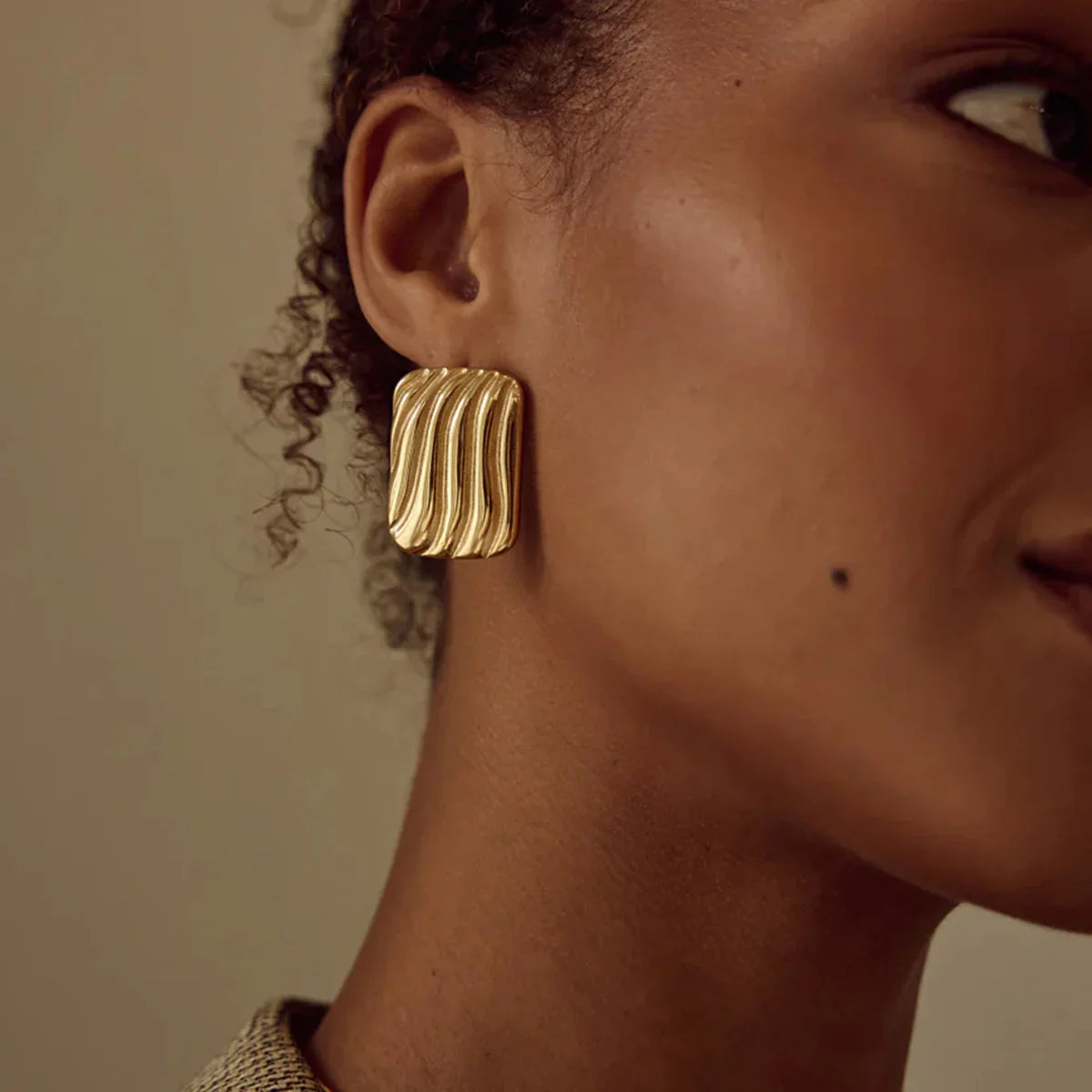 [ElanLuxe]Colette Gold Earrings