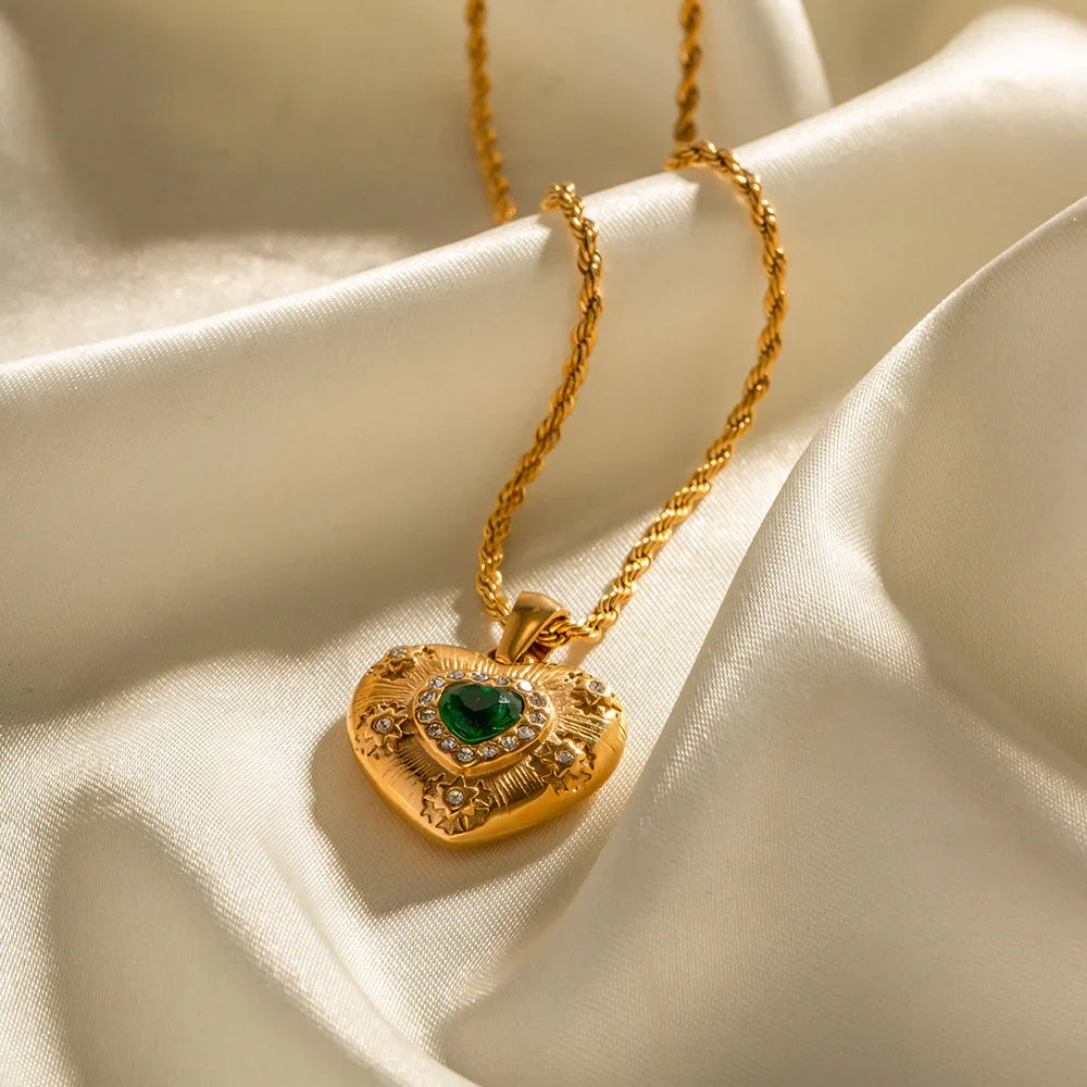 [ElanLuxe]Caelus Gold Heart Necklace