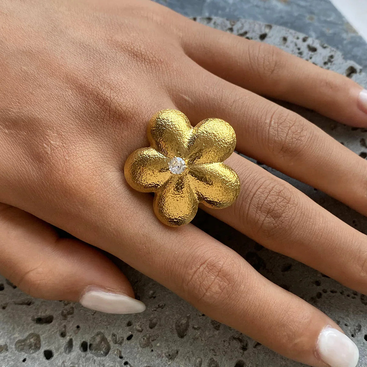 [ElanLuxe]Flora Gold Petal Ring