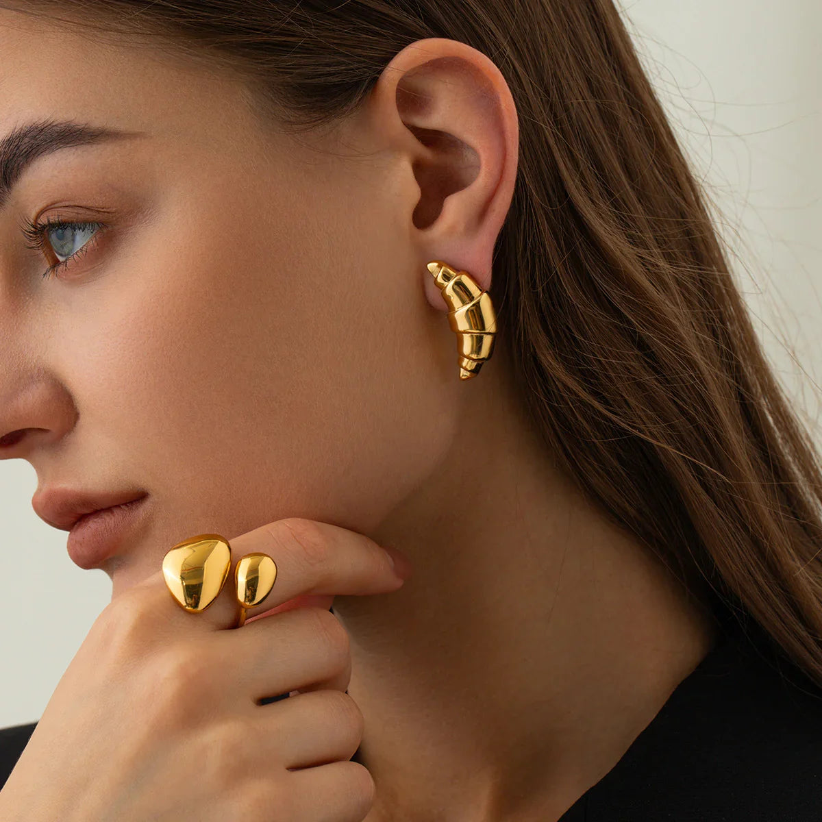 [ElanLuxe]Emberly Gold Earrings