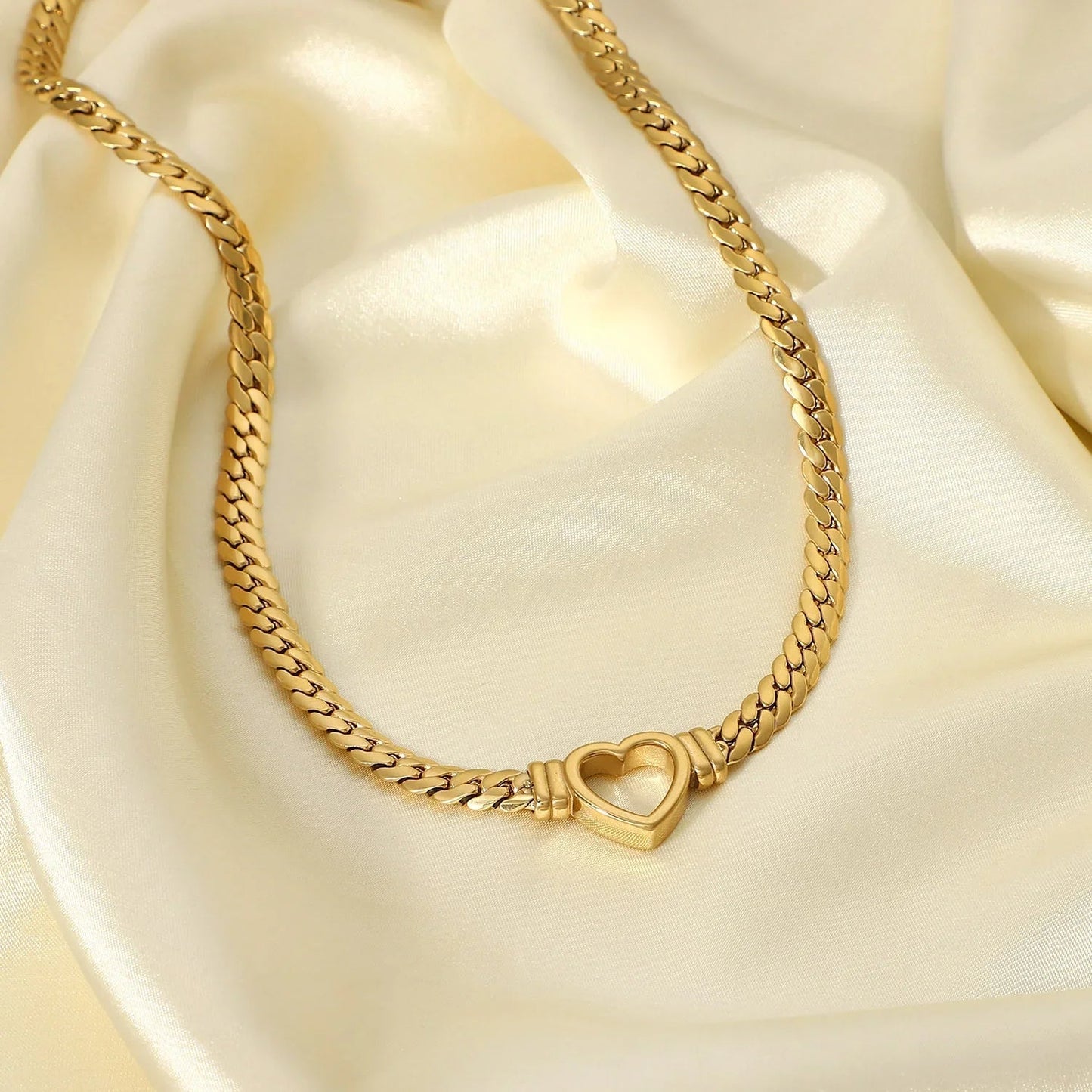 [ElanLuxe]Vali Heart Choker