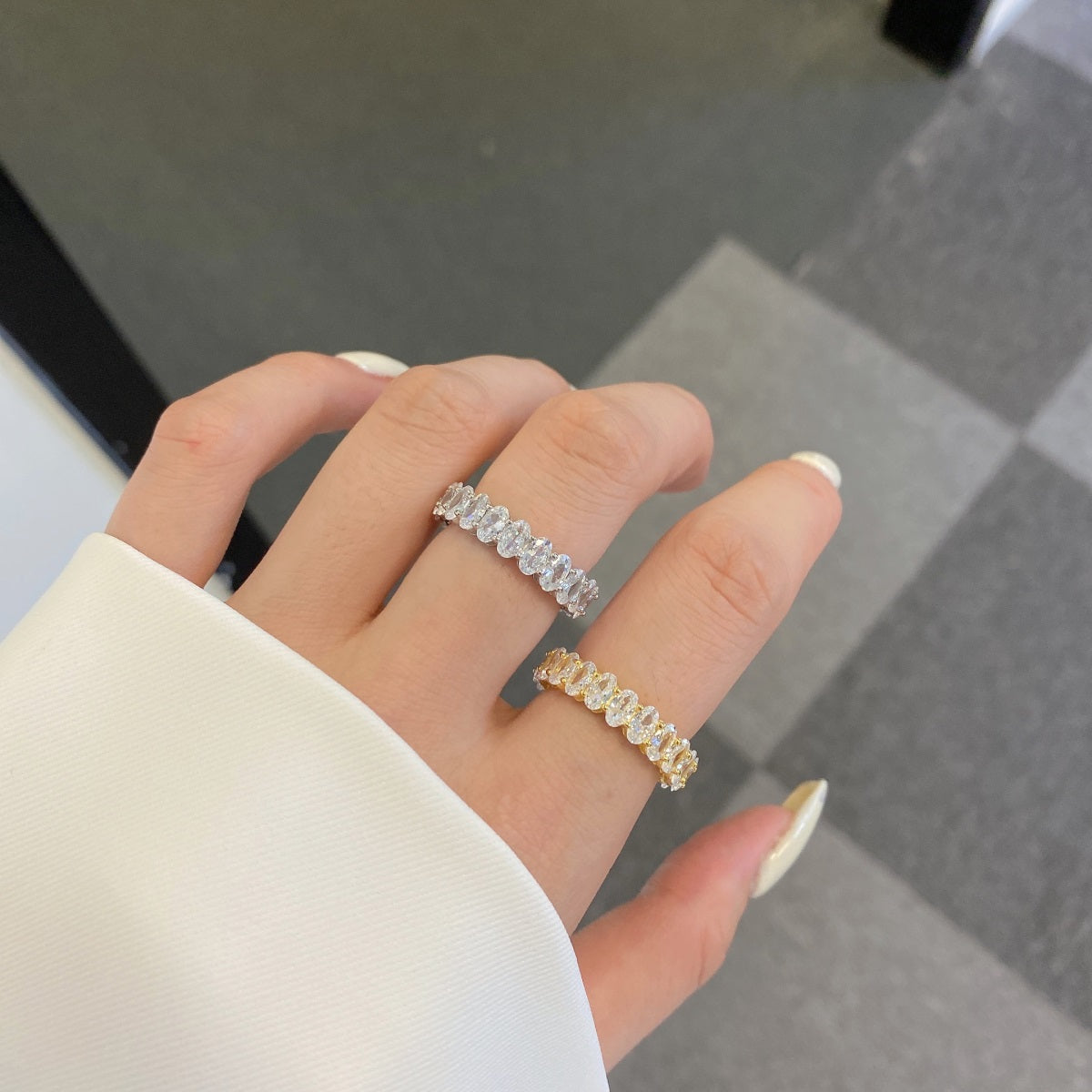 [ElanLuxe Jewelry]Ornate Oval Cut Tennis Ring