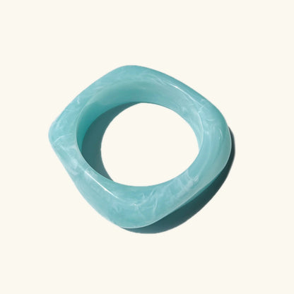[ElanLuxe]Avaria Acrylic Bangle