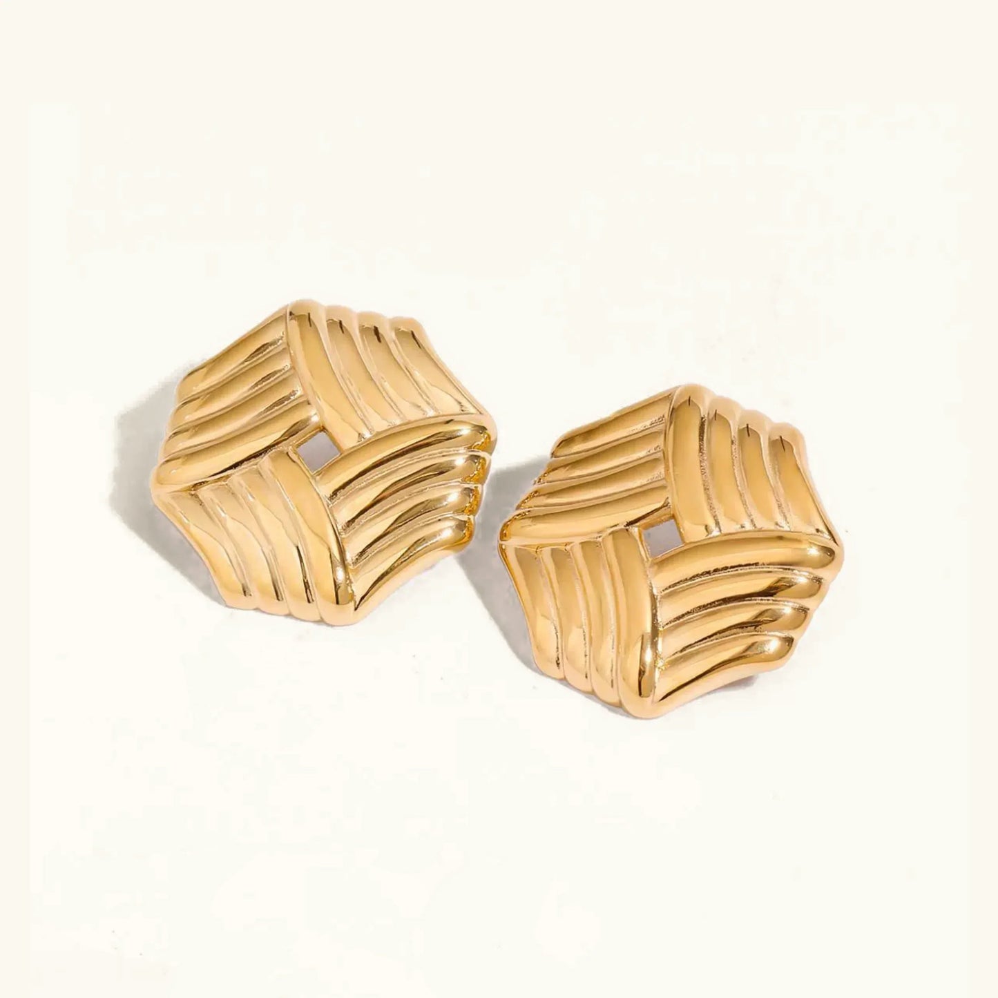 [ElanLuxe]Vanessa Criss Cut Gold Earrings