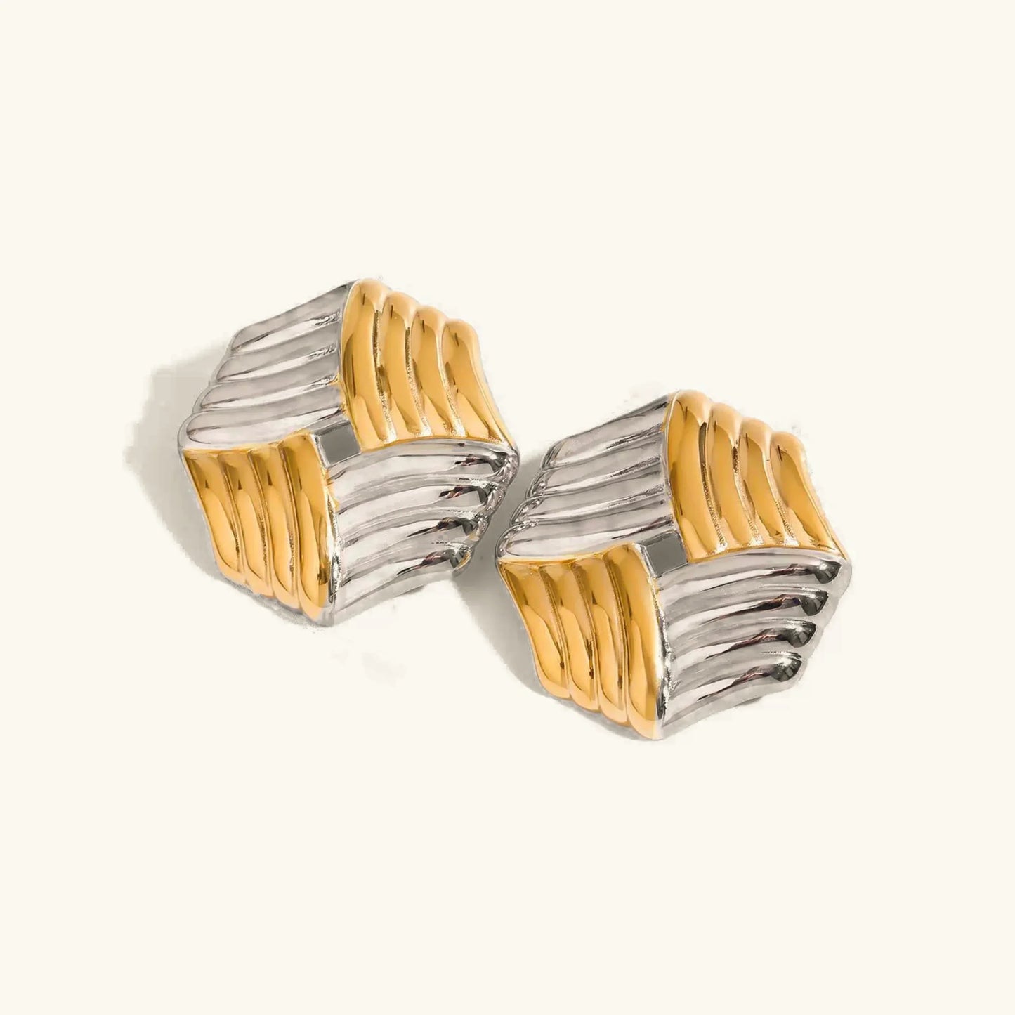 [ElanLuxe]Vanessa Criss Cut Gold Earrings